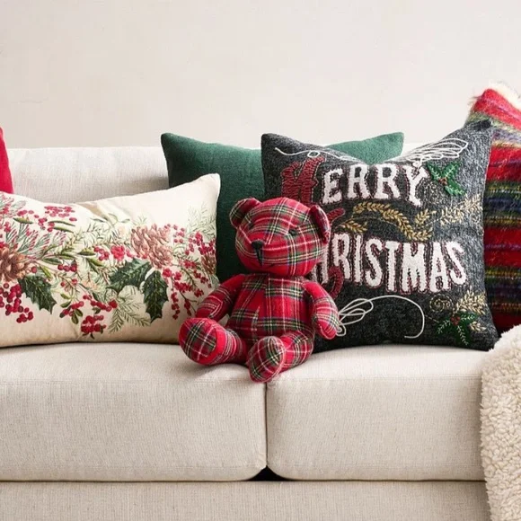 POTTERY BARN Stewart Plaid Bear Shaped Pillow!!RARE&EXCELLENT